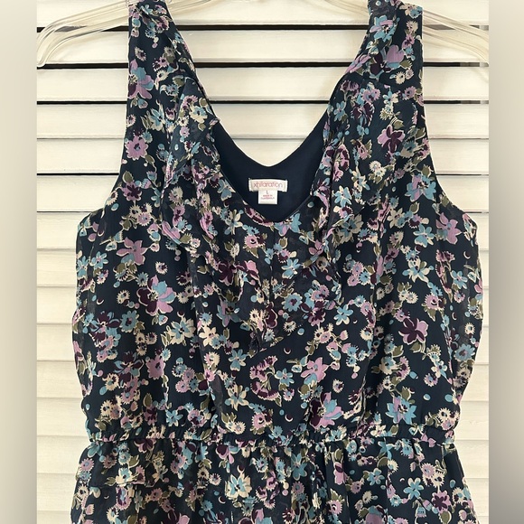 Floral Print Dress. SIZE: L. - Picture 5 of 5